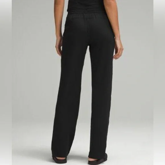 Lululemon • Soft Jersey Straight-Leg Mid-Rise Pant *Regular Black - Picture 2 of 7